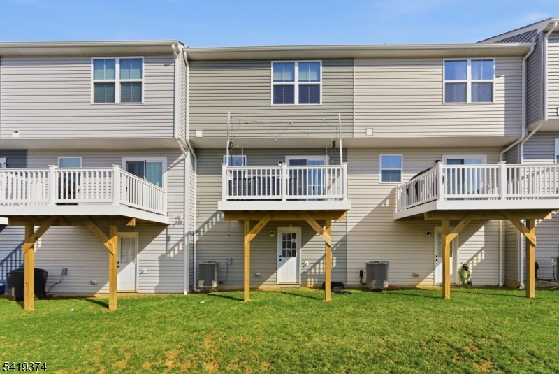 6 Limestone Boulevard, Unit 6 Washington, NJ 07882 - Photo 4 of 40