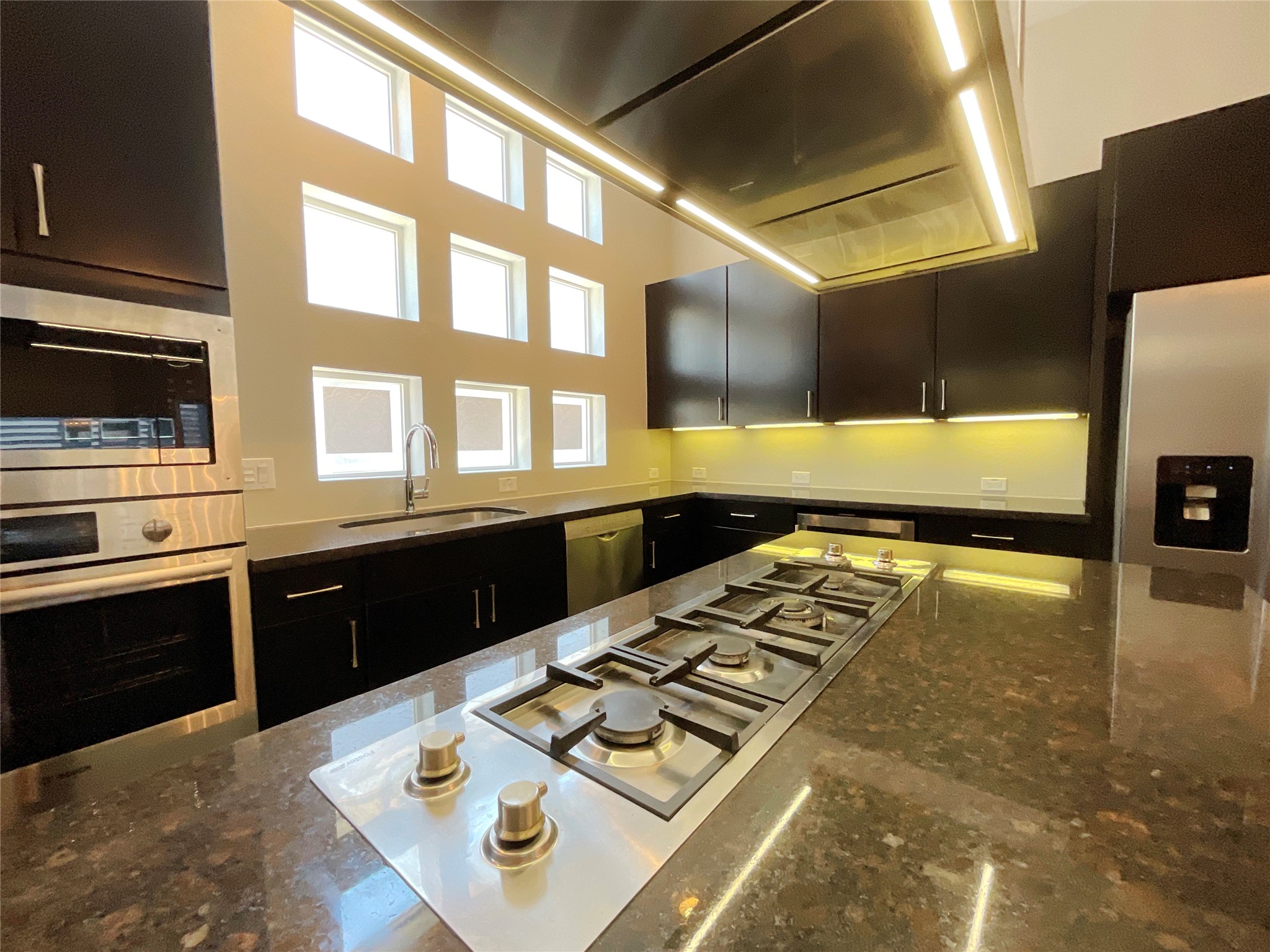 2364 Commerce Street Houston, TX 77003 - Photo 14 of 40