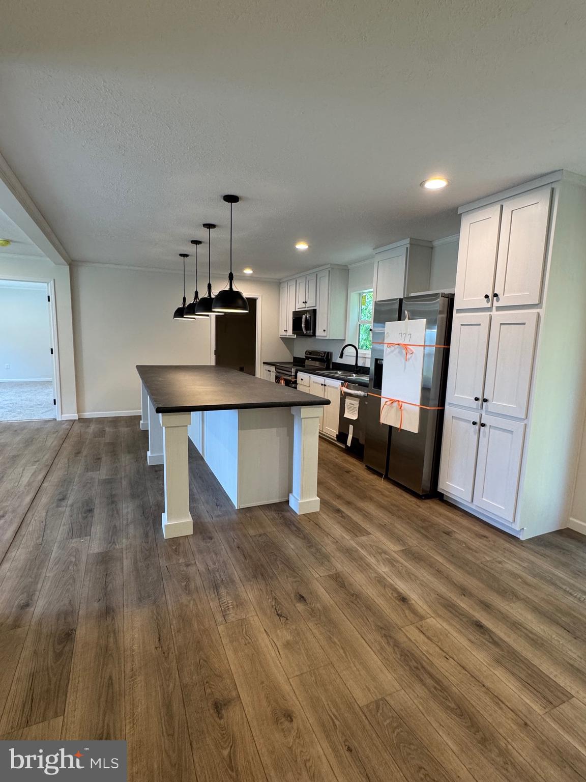 28 4th Avenue Carneys Point, NJ 08069 - Photo 5 of 18