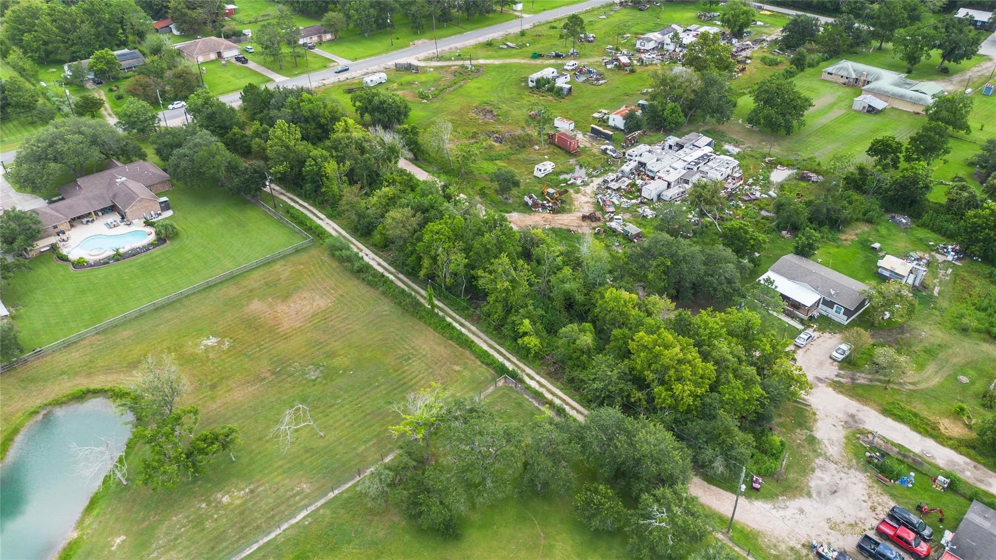 15601 Fir Road Santa Fe, TX 77517 - Photo 5 of 9 a view of a garden from a balcony