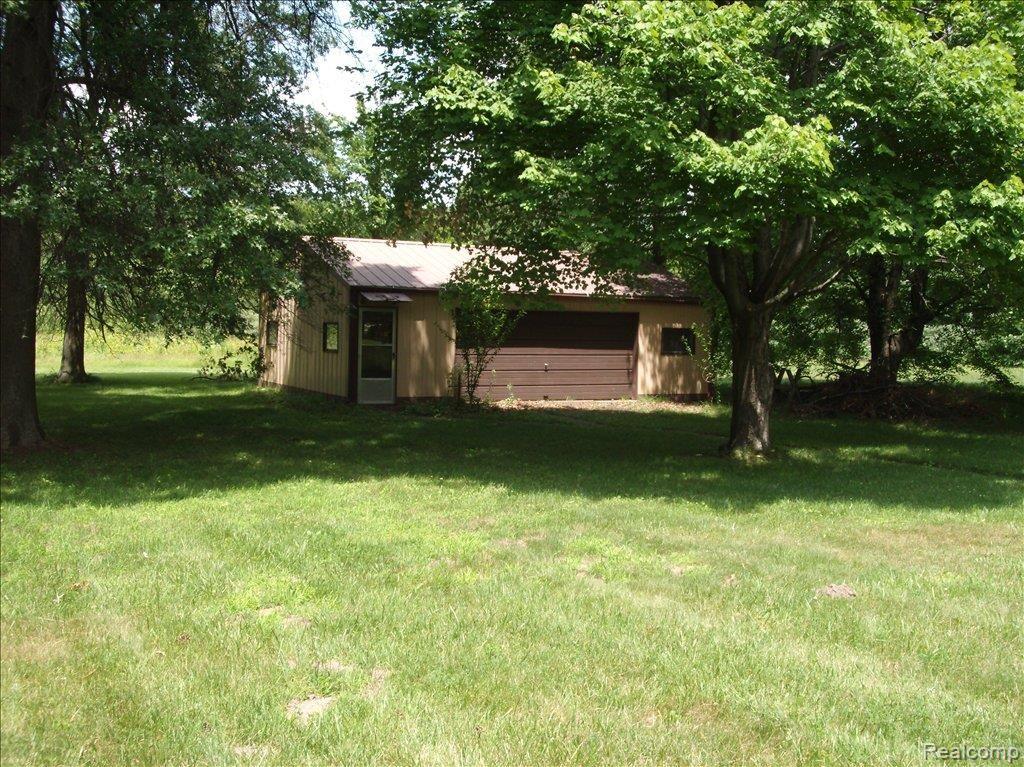 33026 West Road New Boston, MI 48164 - Photo 7 of 9 beechwood 112