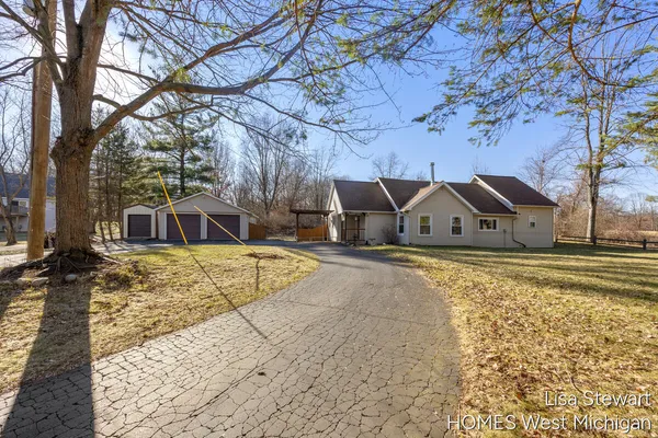 $385,000 | 4011 Buttrick Avenue Southeast, Ada, MI 49301