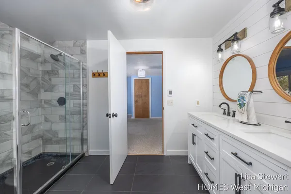 $385,000 | 4011 Buttrick Avenue Southeast, Ada, MI 49301