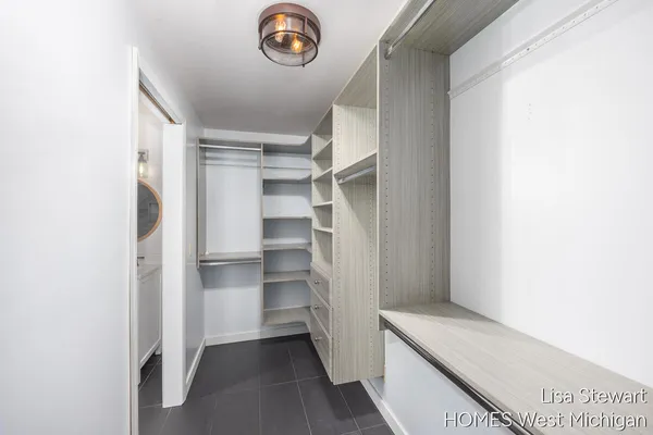 $385,000 | 4011 Buttrick Avenue Southeast, Ada, MI 49301