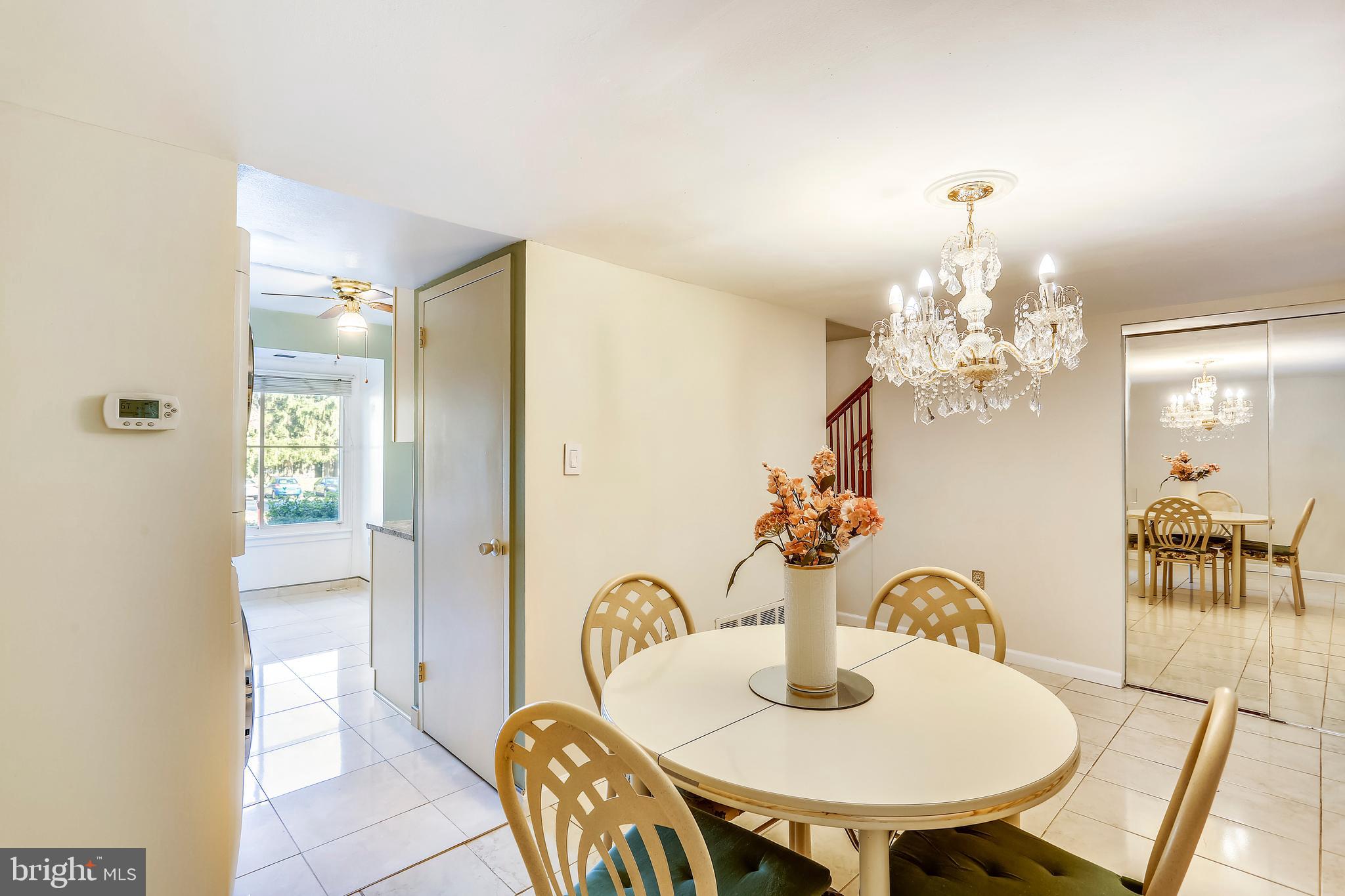 9452 Horizon Run Road, Unit 14 Gaithersburg, MD 20886 - Photo 5 of 32 Dining Room