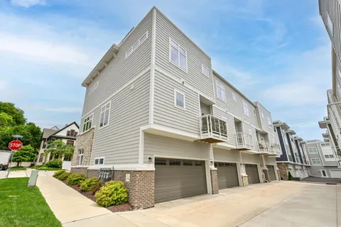 $745,000 | 307 East Pier Street, Port Washington, WI 53074