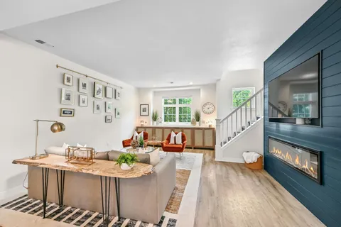 $745,000 | 307 East Pier Street, Port Washington, WI 53074