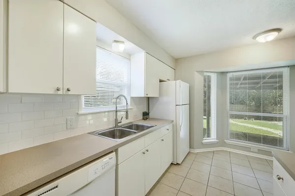 $1,995 | 8527 Maine Drive, Austin, TX 78758