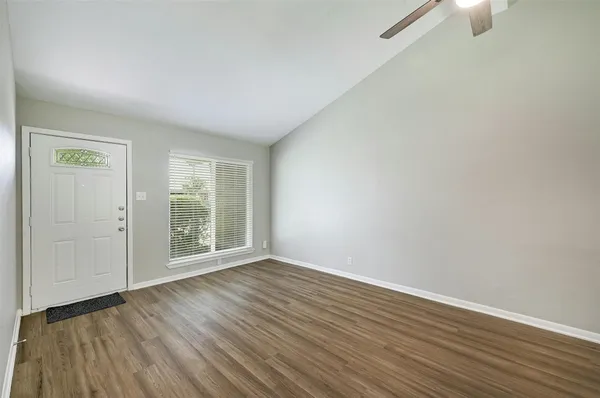 $1,995 | 8527 Maine Drive, Austin, TX 78758