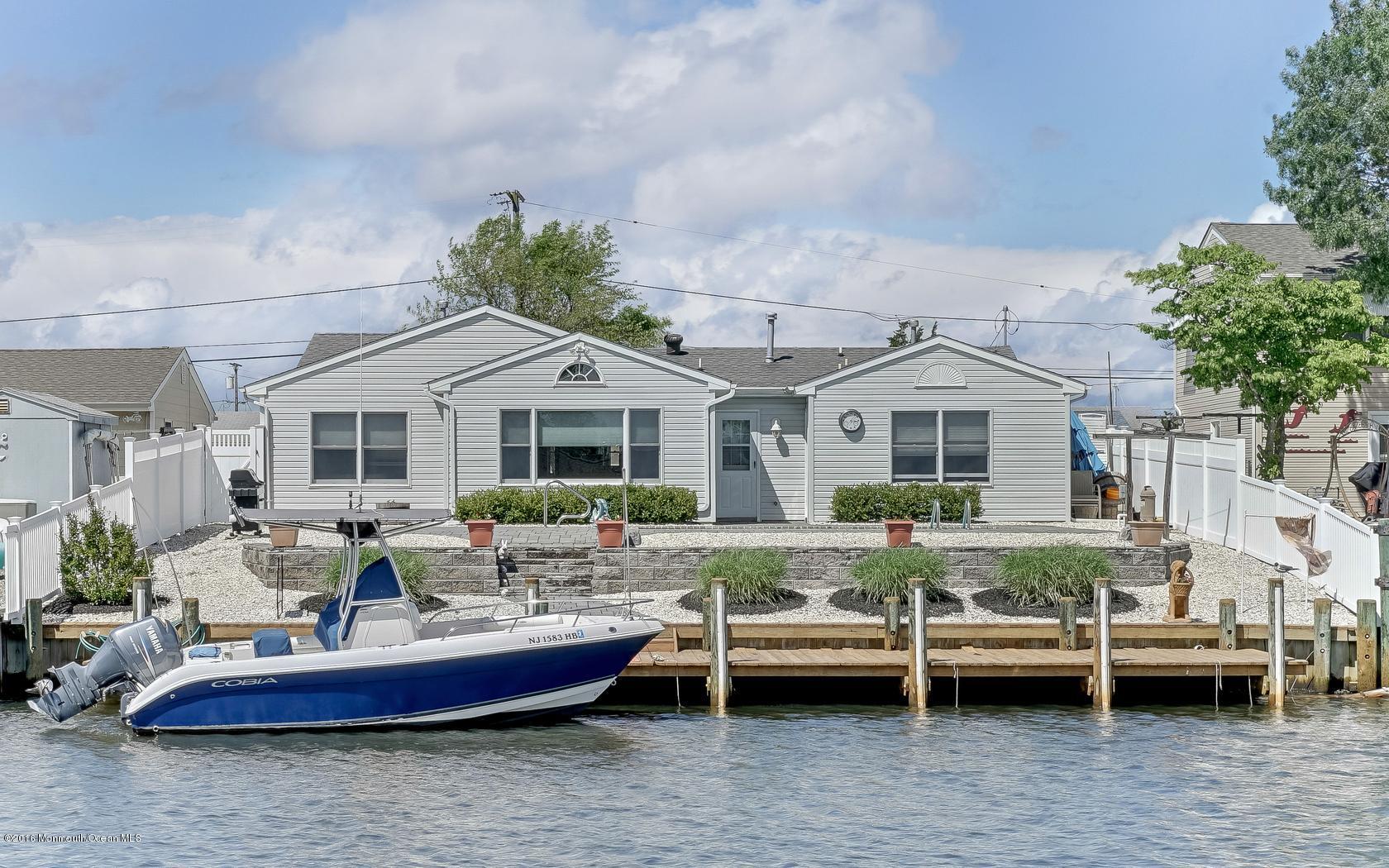 216 Maplewood Road Barnegat, NJ 08005 - Photo 1 of 37 39
