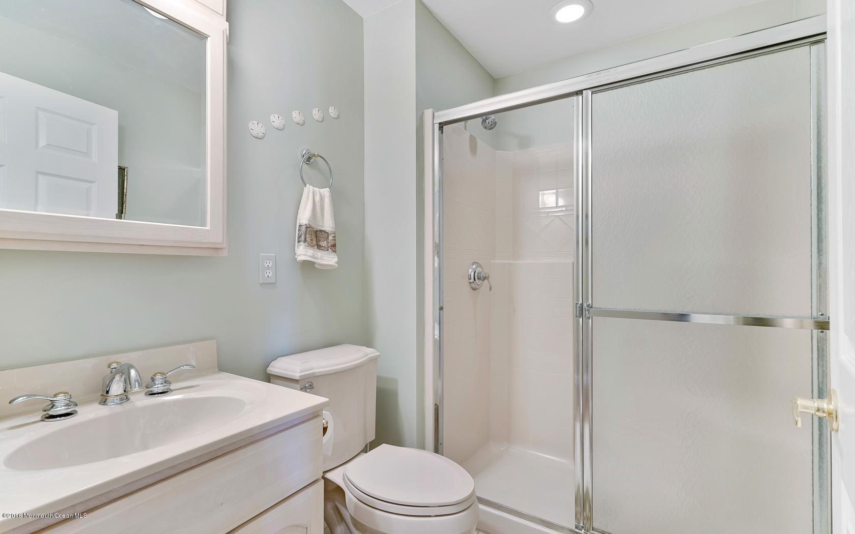 216 Maplewood Road Barnegat, NJ 08005 - Photo 23 of 37 22