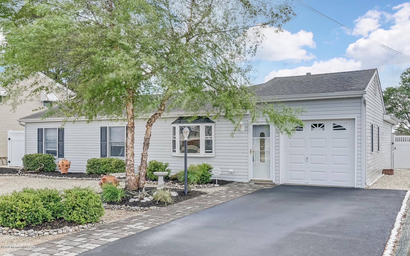 216 Maplewood Road Barnegat, NJ 08005 - Photo 6 of 37 1