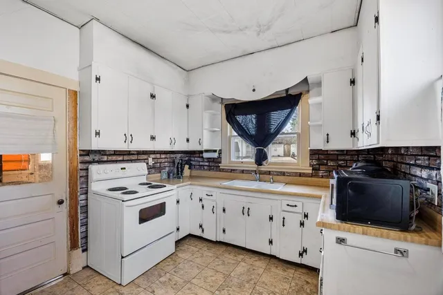 $95,000 | 910 South Judson Street, Fort Scott, KS 66701