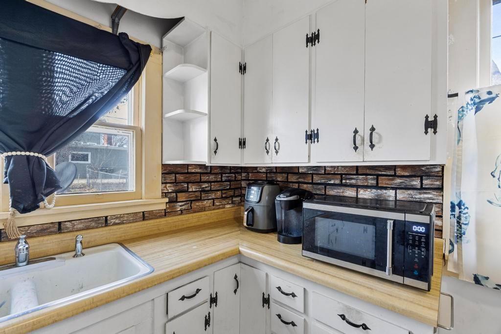 910 South Judson Street Fort Scott, KS 66701 - Photo 15 of 26