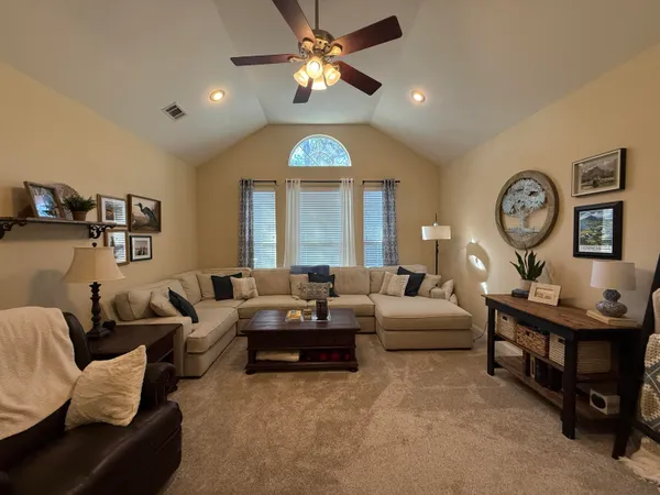 $3,500 | 4410 Windlake Drive, Niceville, FL 32578