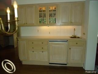 352 Neff Road Grosse Pointe, MI 48230 - Photo 8 of 18 7.jpg