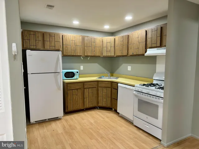 $1,625 | 9926 Haldeman Avenue, Unit 111A, Philadelphia, PA 19115