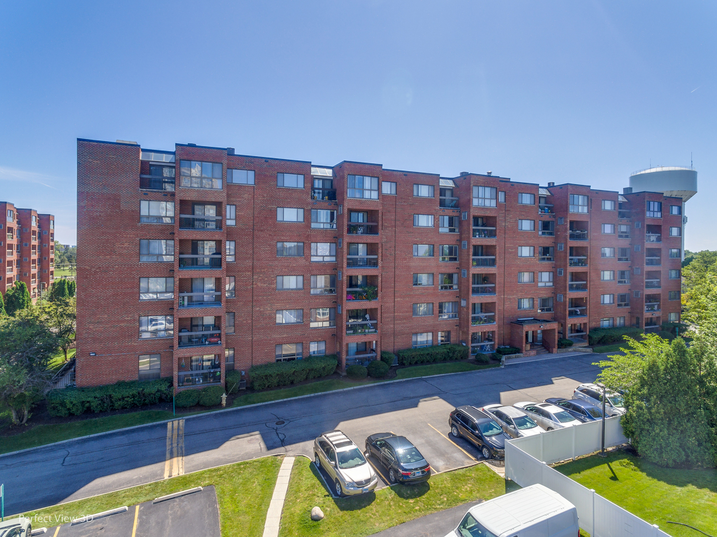 701 Forum Square, Unit 307 Glenview, IL 60025 - Photo 1 of 22 a view of a large building
