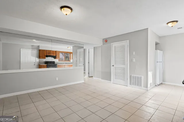 $1,600 | 2127 Golfview Drive Southeast, Conyers, GA 30013