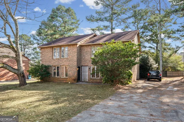 $1,600 | 2127 Golfview Drive Southeast, Conyers, GA 30013