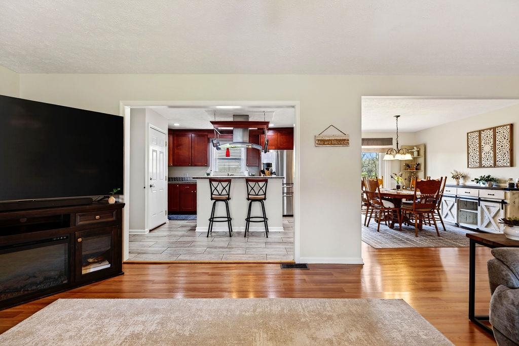 933 Ladd Road Waynesboro, VA 22980 - Photo 12 of 64