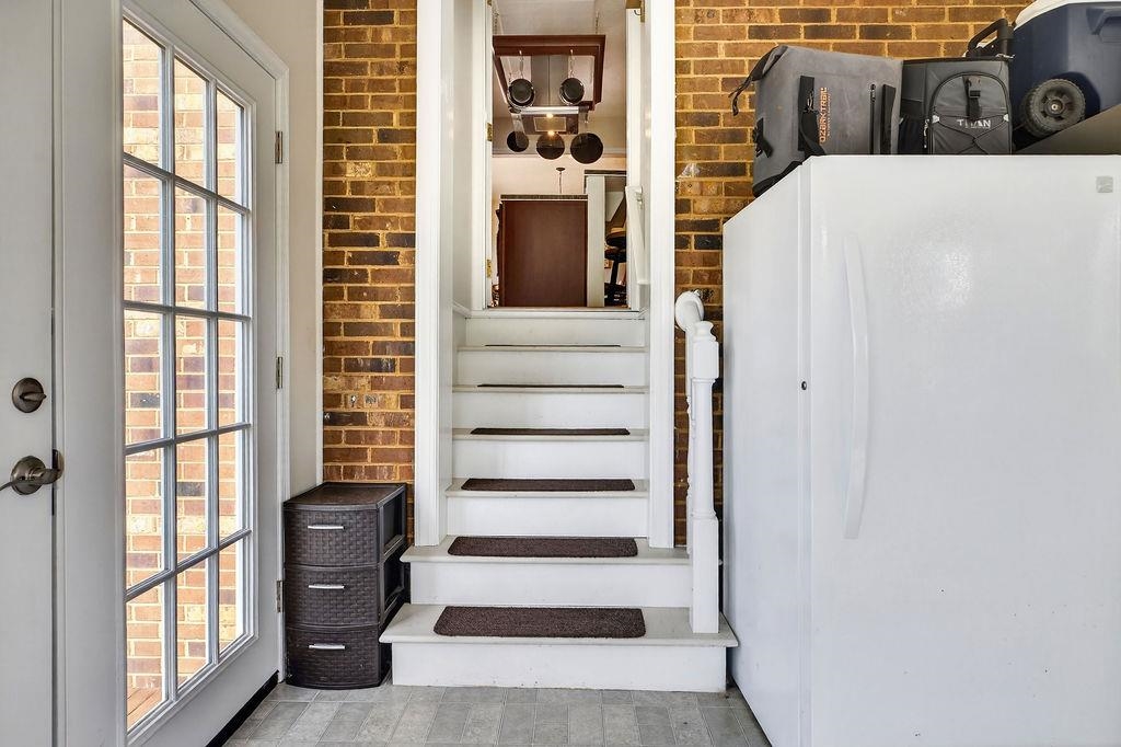 933 Ladd Road Waynesboro, VA 22980 - Photo 22 of 64