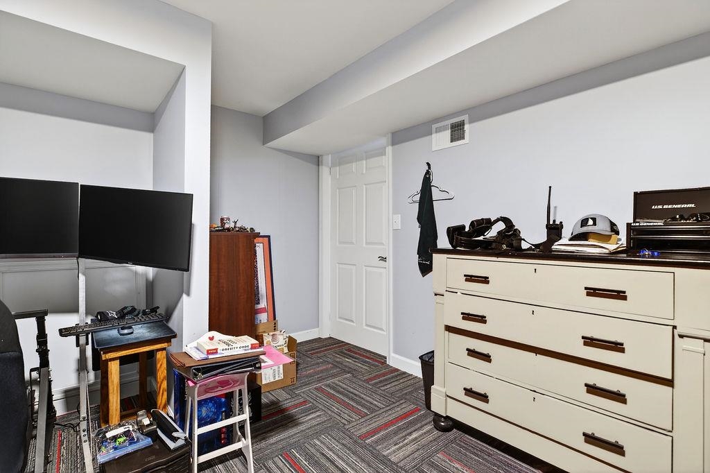 933 Ladd Road Waynesboro, VA 22980 - Photo 38 of 64