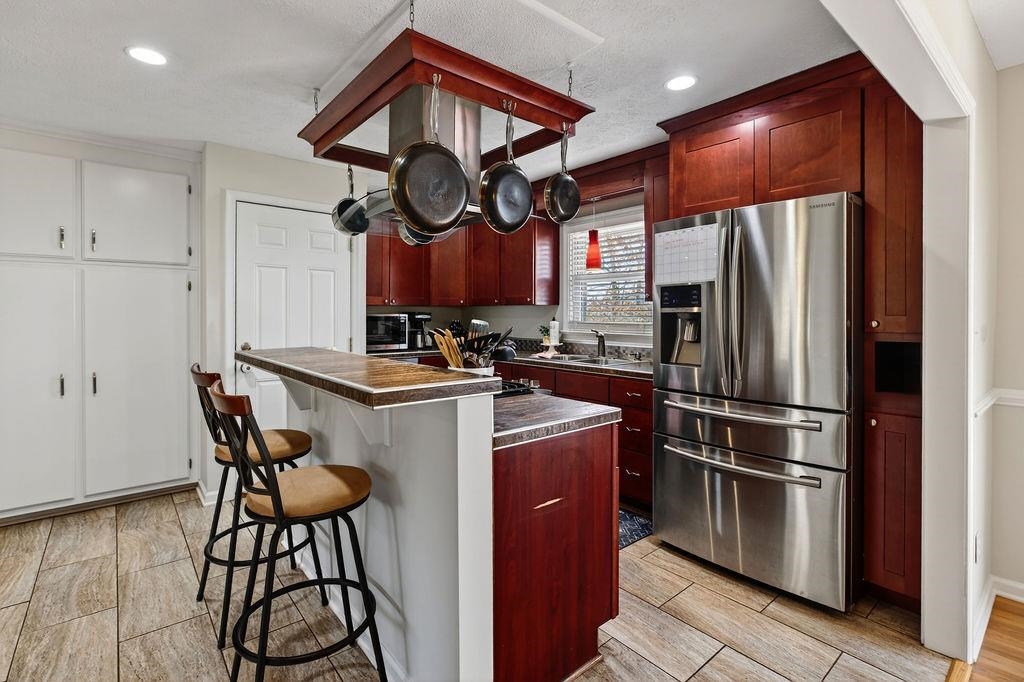 933 Ladd Road Waynesboro, VA 22980 - Photo 4 of 64