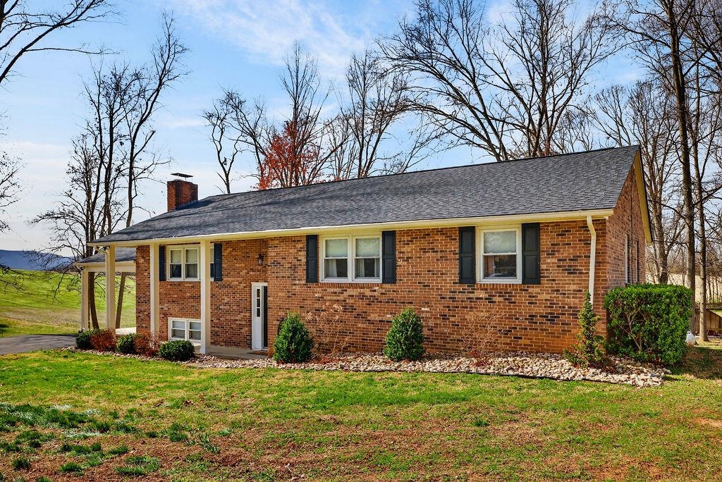 933 Ladd Road Waynesboro, VA 22980 - Photo 44 of 64