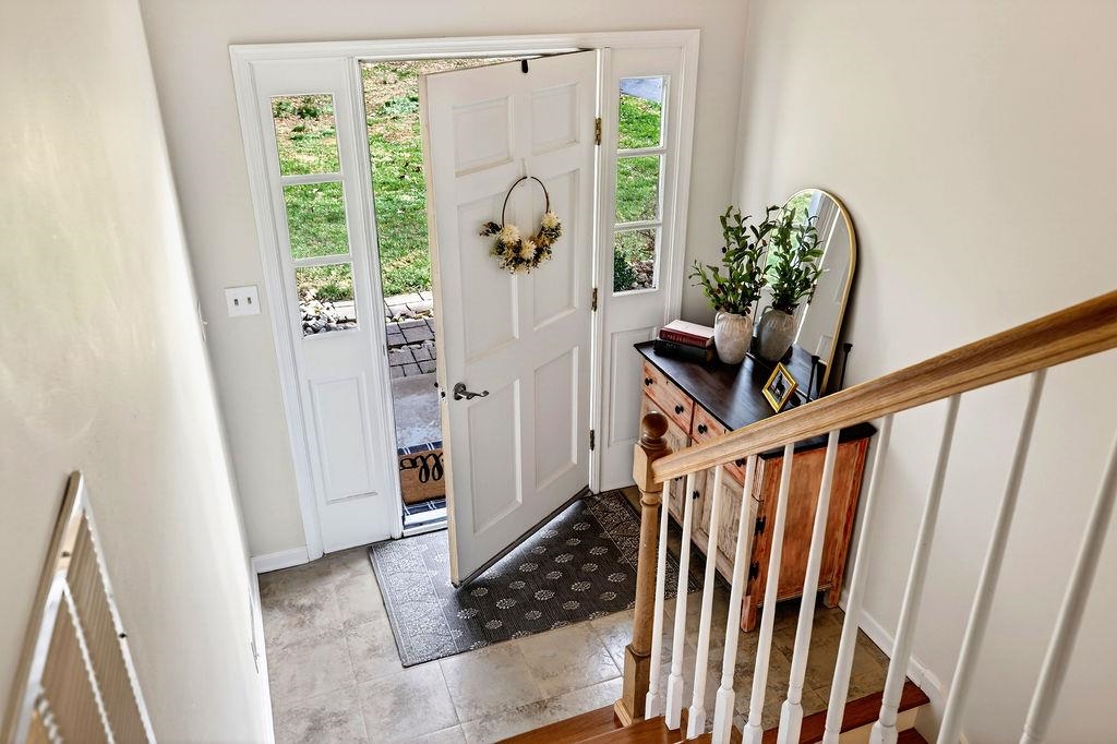 933 Ladd Road Waynesboro, VA 22980 - Photo 7 of 64