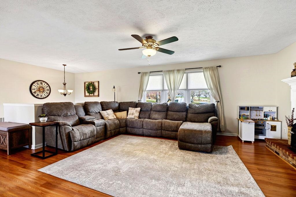 933 Ladd Road Waynesboro, VA 22980 - Photo 8 of 64