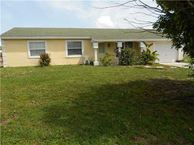 434 Southwest Kentwood Road Port St. Lucie, FL 34953 - Photo 1 of 11 Primary Photo
