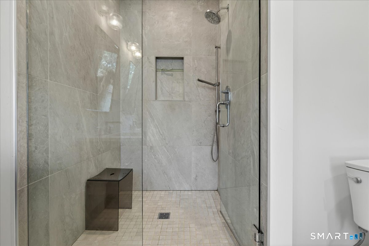 79 Thorpe Street, Unit 79 Fairfield, CT 06824 - Photo 24 of 40
