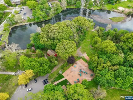 $1,250,000 | 22 Wagon Trail, Mahwah, NJ 07430