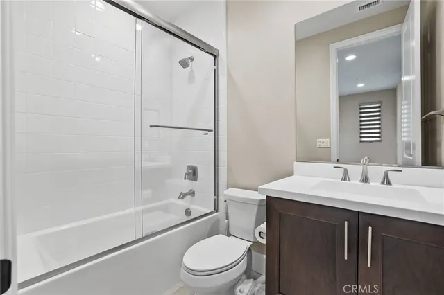 $8,800 | 77 Rockinghorse, Irvine, CA 92602