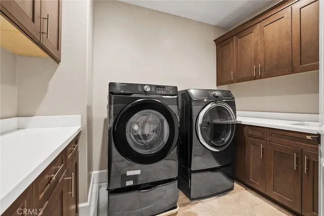 $8,800 | 77 Rockinghorse, Irvine, CA 92602