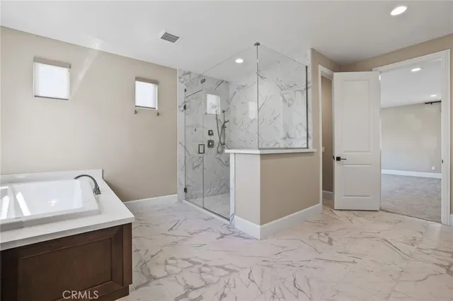 $8,800 | 77 Rockinghorse, Irvine, CA 92602