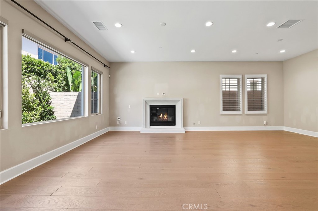 77 Rockinghorse Irvine, CA 92602 - Photo 8 of 57