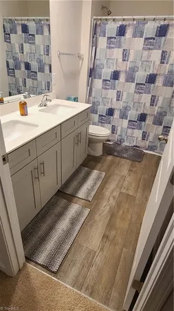 $2,700 | 1325 Broholmer Lane, Greensboro, NC 27405