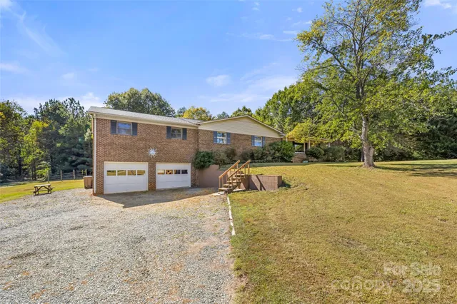 a view of a house with a outdoor space