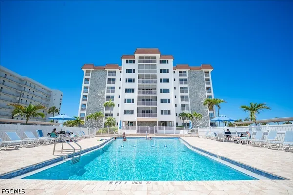 a view of a tall building with a outdoor space