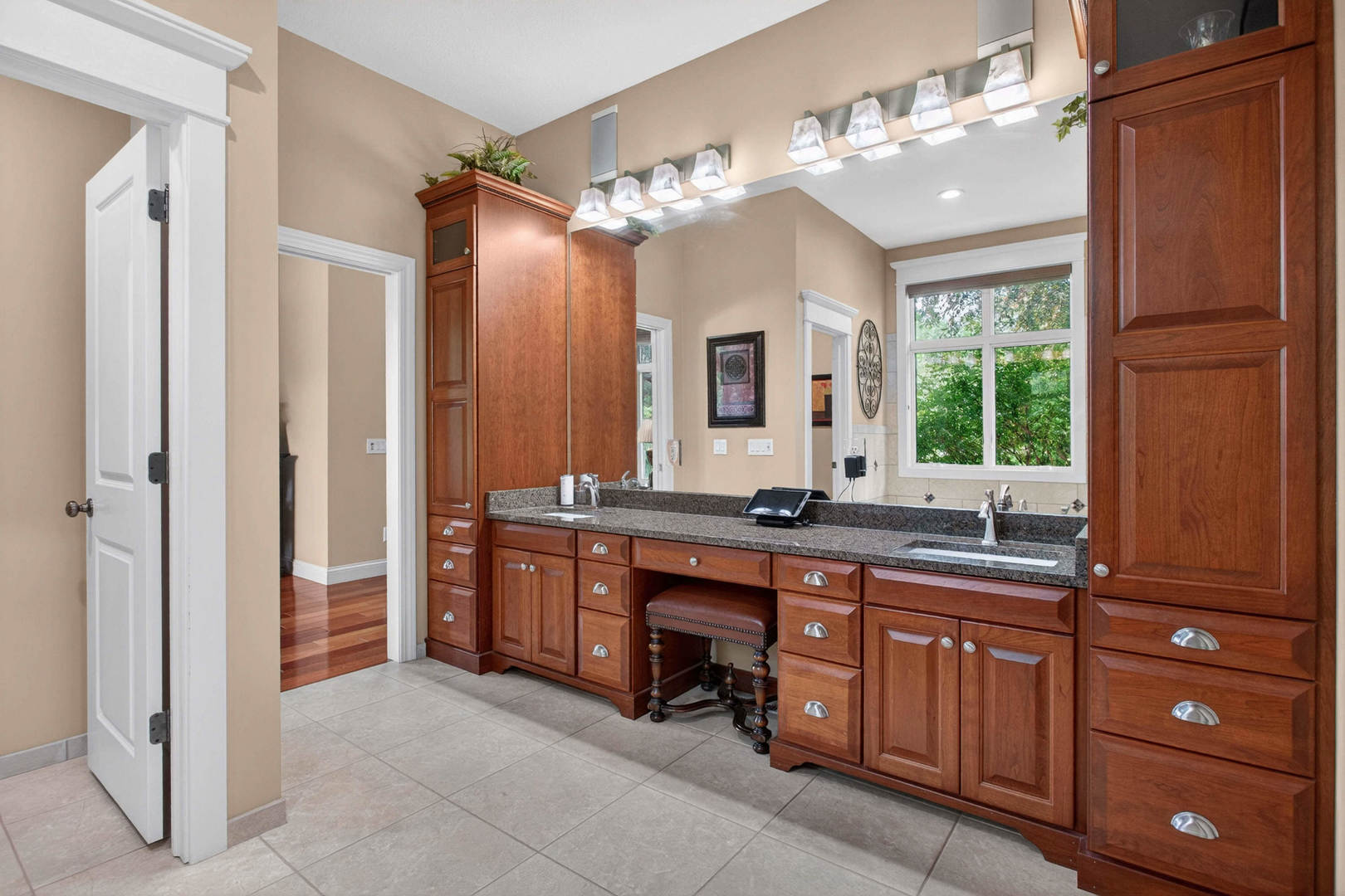 4580 Tanglewood Road Bettendorf, IA 52722 - Photo 38 of 76