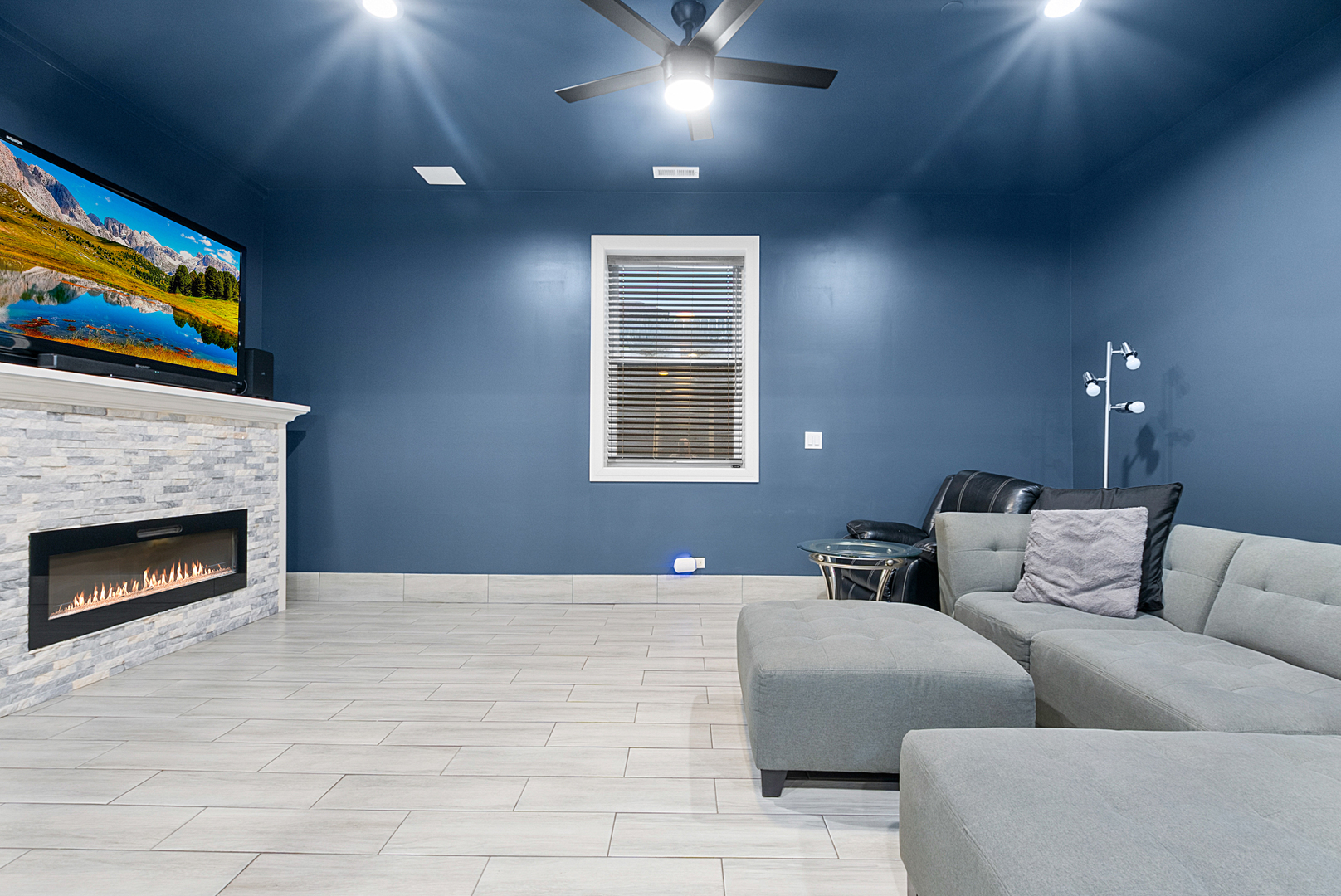 7727 South Roberts Road Bridgeview, IL 60455 - Photo 30 of 36 Gallery Image 30