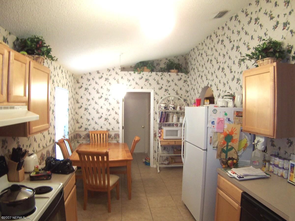 2681 R S Bailey Drive Jacksonville, FL 32246 - Photo 5 of 11 Kitchen