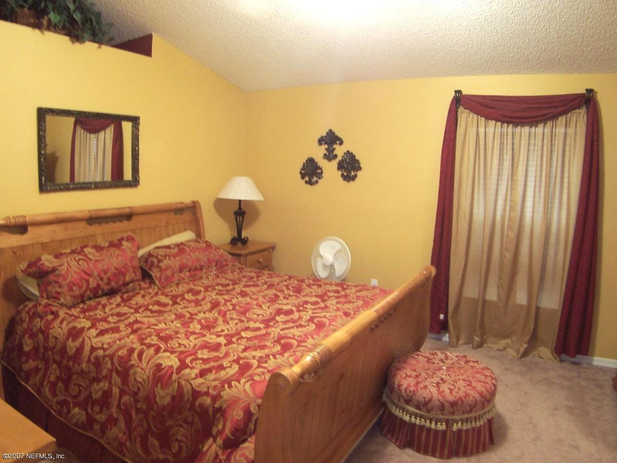 2681 R S Bailey Drive Jacksonville, FL 32246 - Photo 6 of 11 Master bedroom