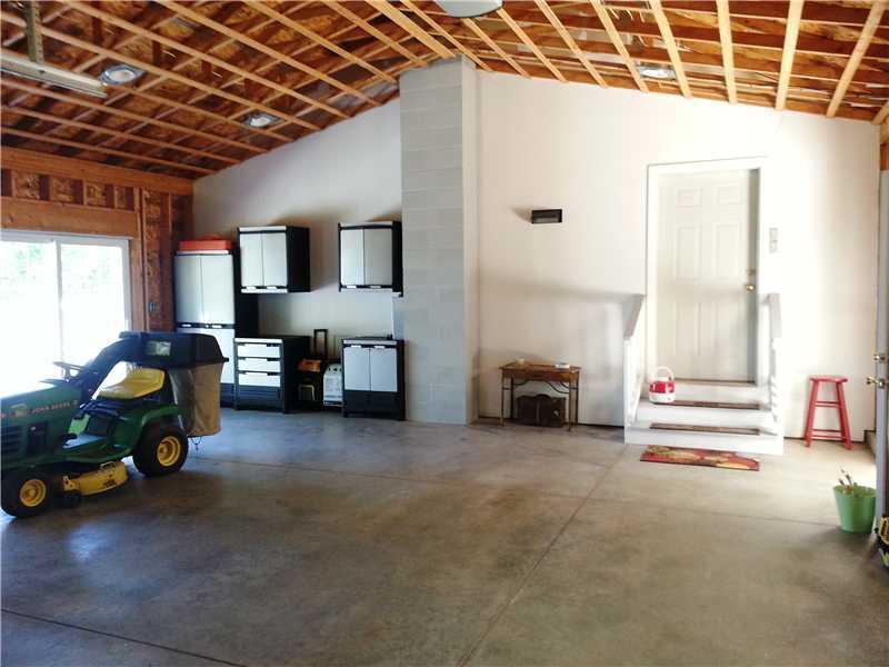 21 Hale Road Raymond, ME 04071 - Photo 20 of 24 Garage with Cathedral Ceilings....