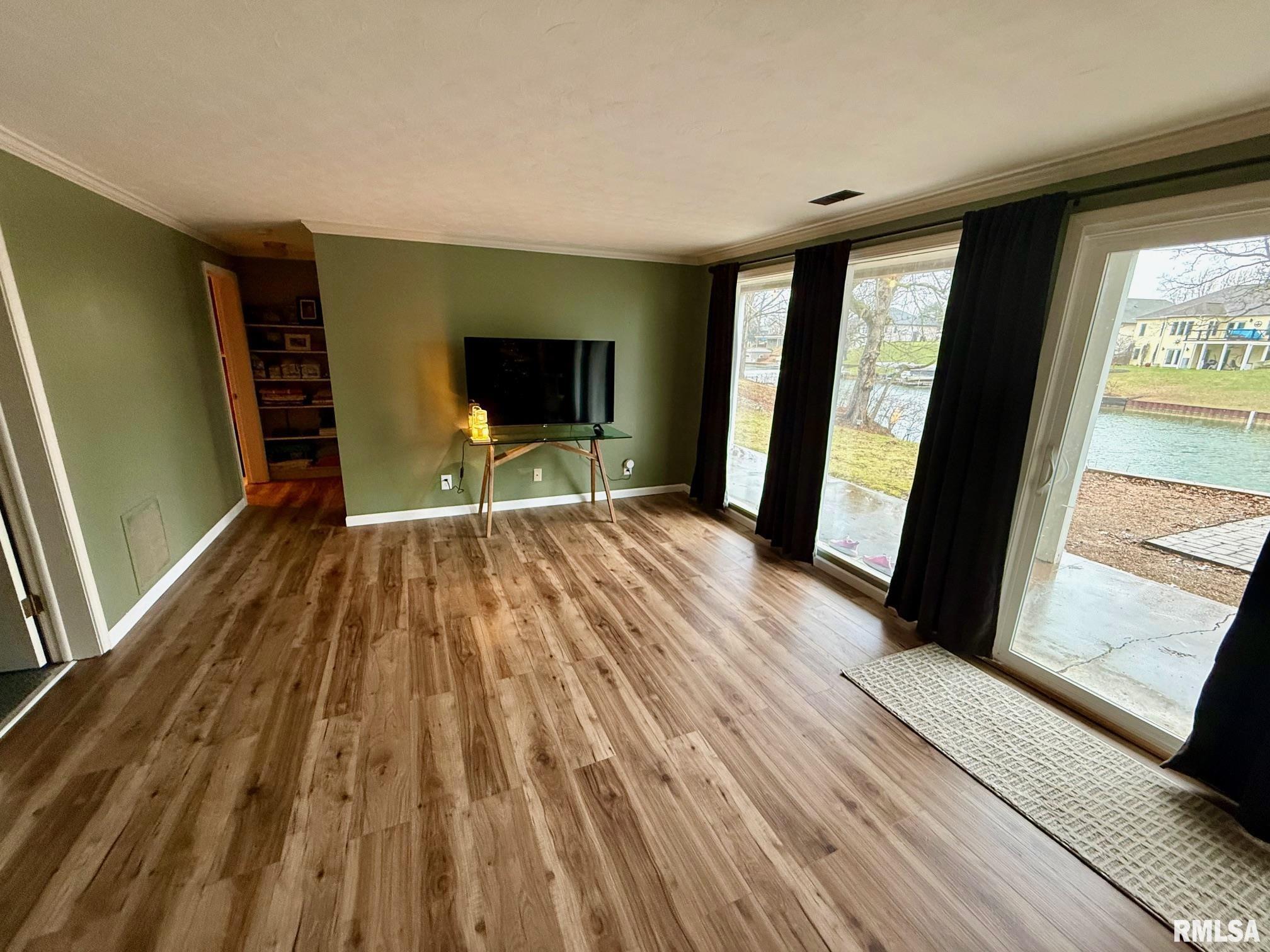 373 Fir Road Petersburg, IL 62675 - Photo 24 of 44 Gallery Image 24