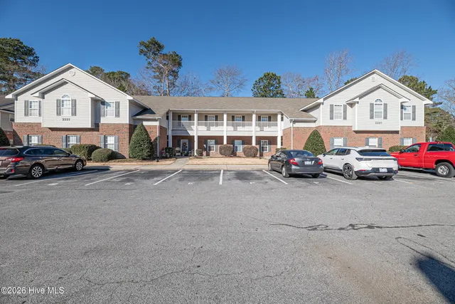 $185,000 | 2221 Locksley Woods Drive, Unit G, Greenville, NC 27858