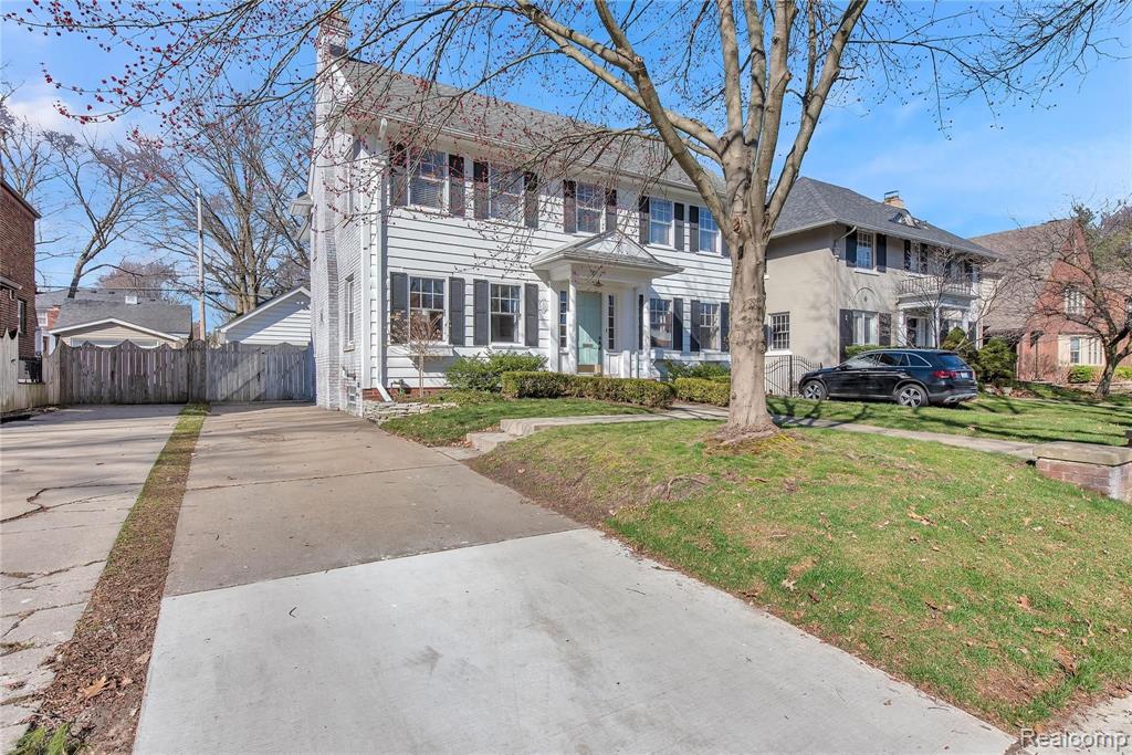1317 Bishop Road Grosse Pointe Park, MI 48230 - Photo 2 of 42
