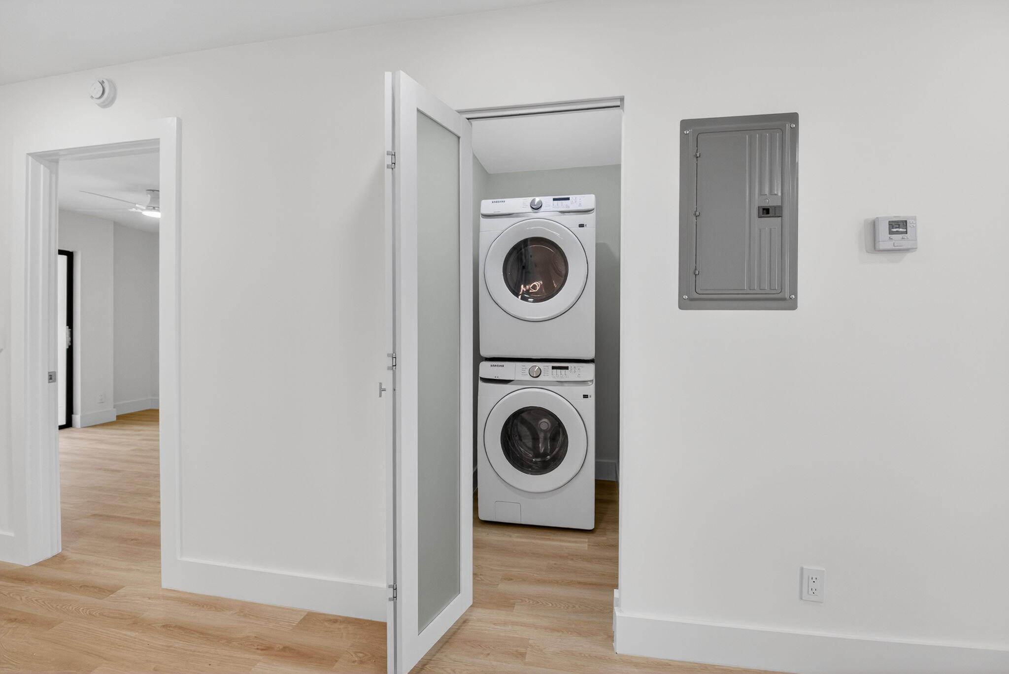 300 West Hidden Valley Boulevard, Unit 308 Boca Raton, FL 33487 - Photo 20 of 39 a utility room with dryer and washer